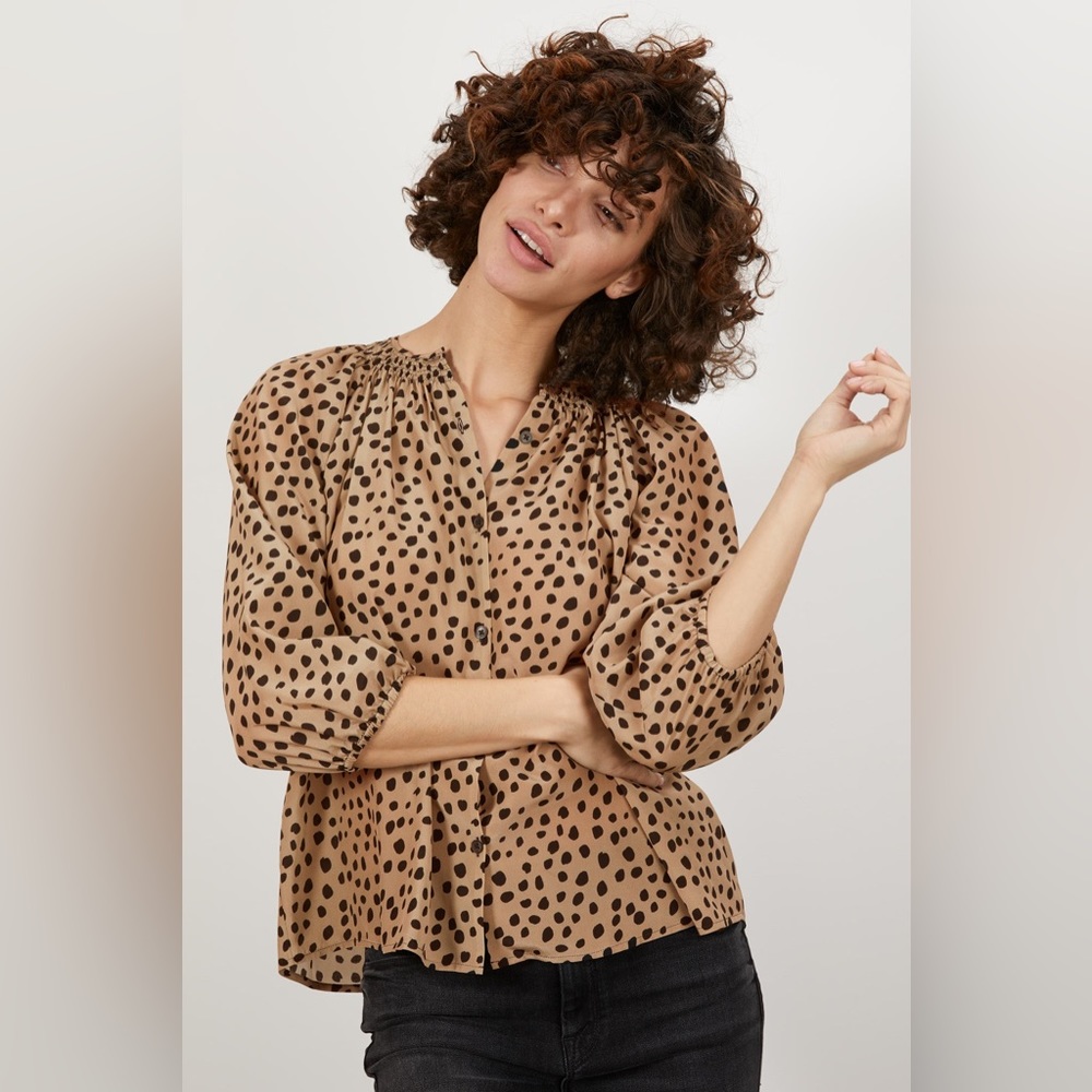 Tucker NYC The Classic Blouse
Coffee Dot